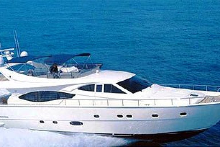 Yacht #755