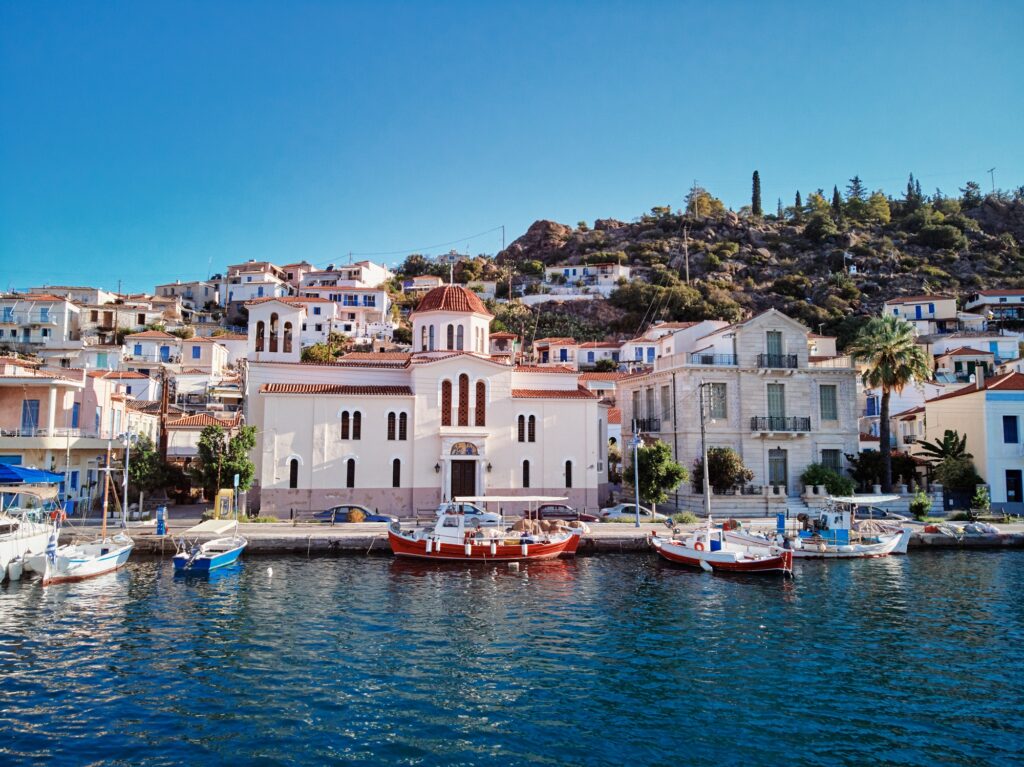 Poros