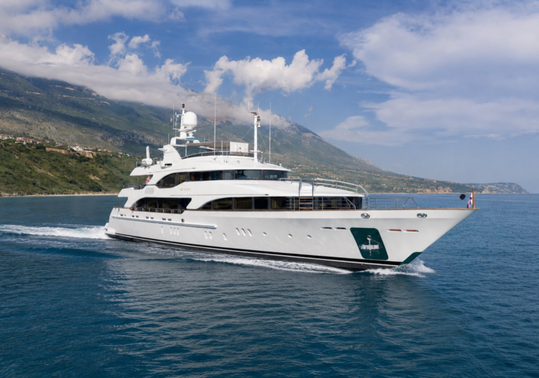 Yachts With On Deck Master Cabin
