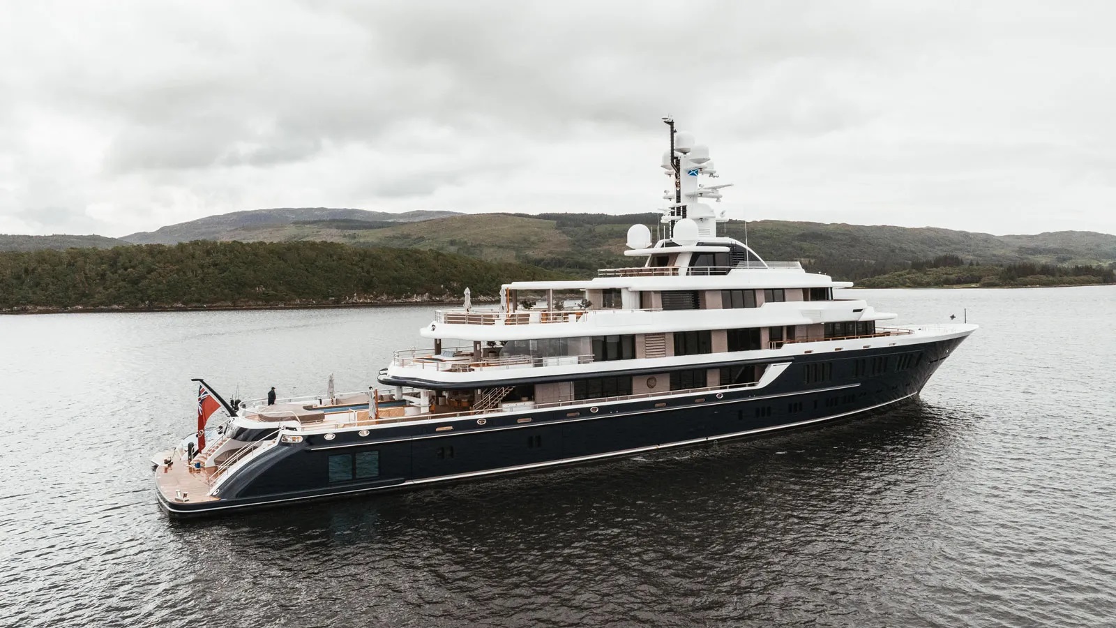 Motor yacht MOONSTONE