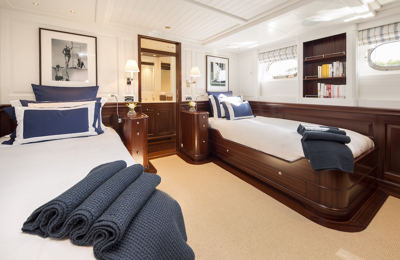  guest cabin twin.jpg