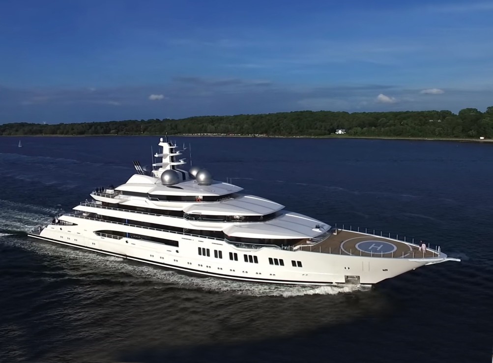 [106m-Yacht-AMADEA]-10211-150.jpg