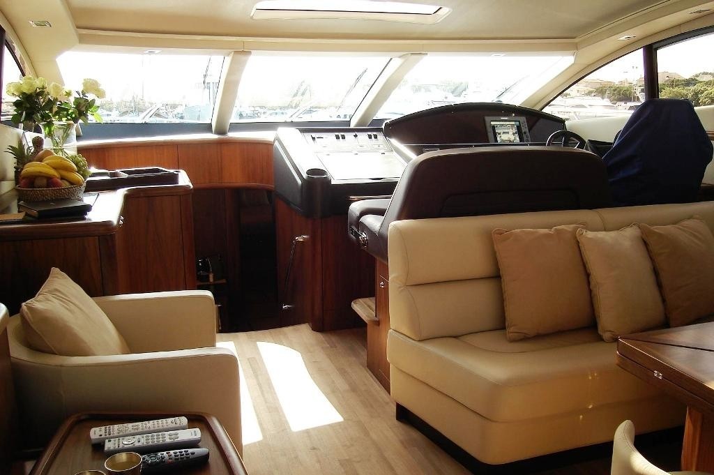 [23m-Yacht-ASPIRE-OF-LONDON]-1578-110.jpg