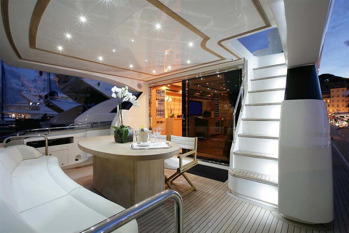 [23m-Yacht-BLUE-ANGEL]-10348-82.jpg