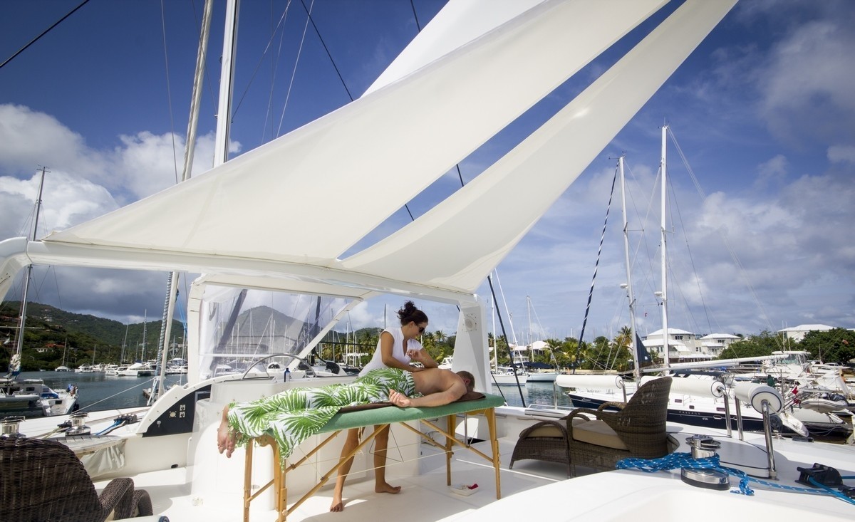 [23m-Yacht-KINGS-RANSOM]-1652-168.jpg