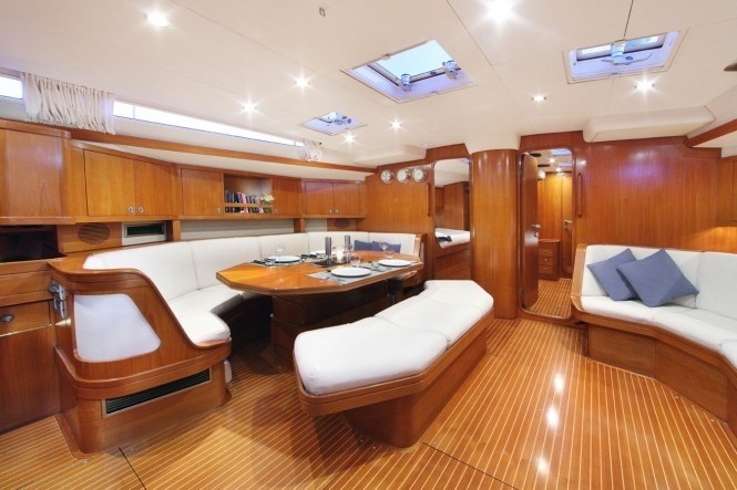 [23m-Yacht-LUPA-OF-LONDON]-1477-150.jpg