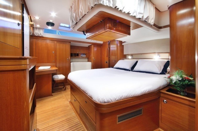 [23m-Yacht-LUPA-OF-LONDON]-1477-26.jpg