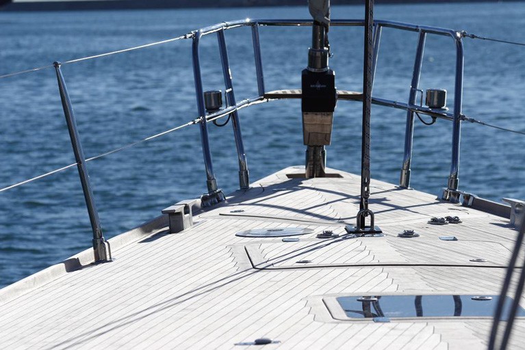 [24m-Yacht-SI-VIS-PACEM]-1314-103.jpg