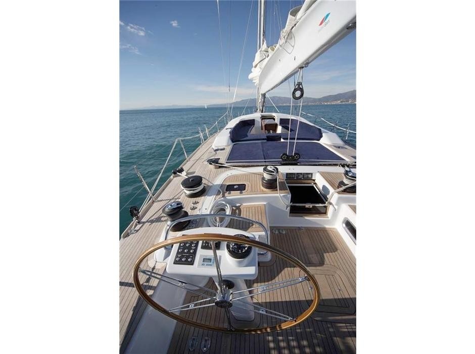 [24m-Yacht-SI-VIS-PACEM]-1314-17.jpg