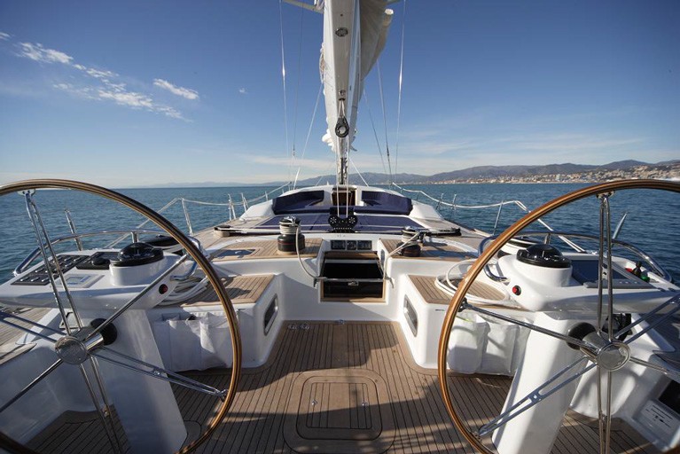 [24m-Yacht-SI-VIS-PACEM]-1314-96.jpg