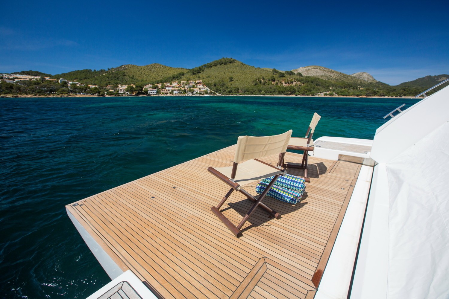 [24m-Yacht-TOFFEE-CRISP]-10256-131.jpg