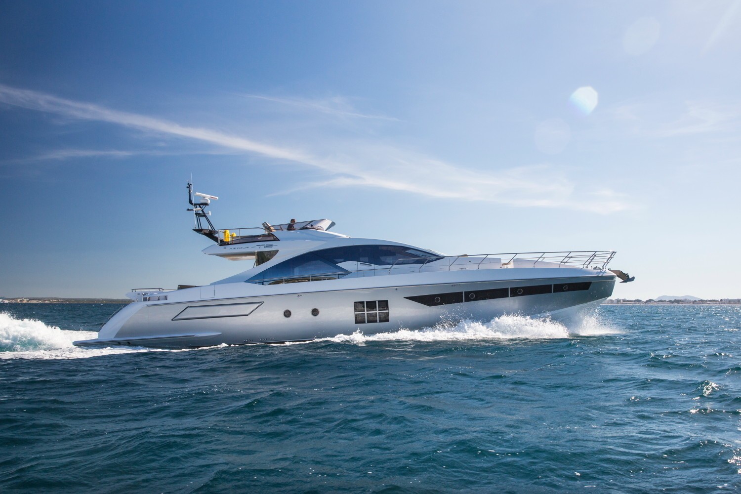 [24m-Yacht-TOFFEE-CRISP]-10256-219.jpg