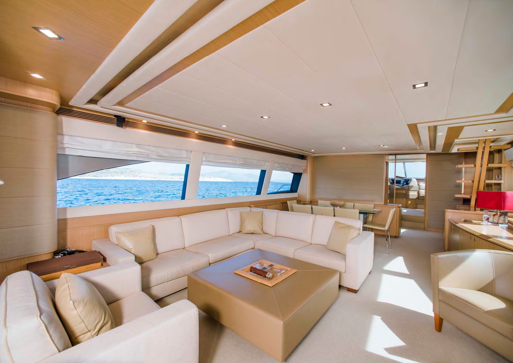 [25m-Yacht-JULIE-M]-10194-103.jpg