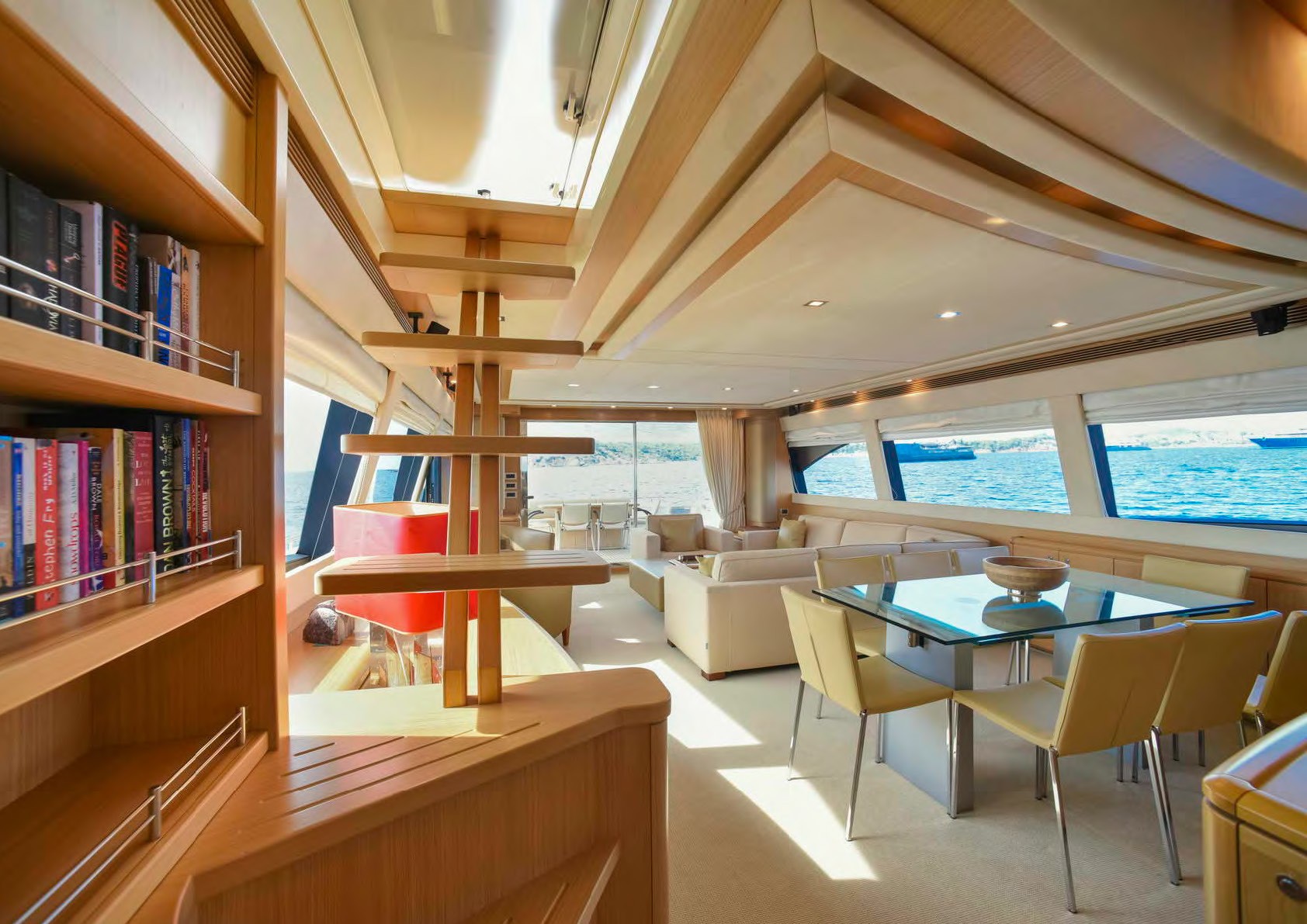 [25m-Yacht-JULIE-M]-10194-154.jpg