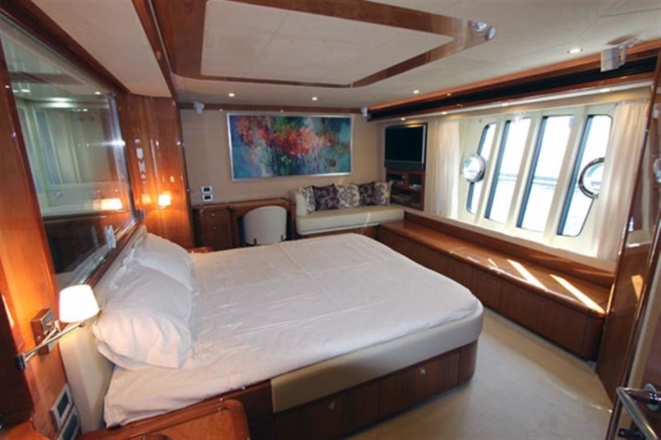 [25m-Yacht-MACONDO]-13762-111.jpg