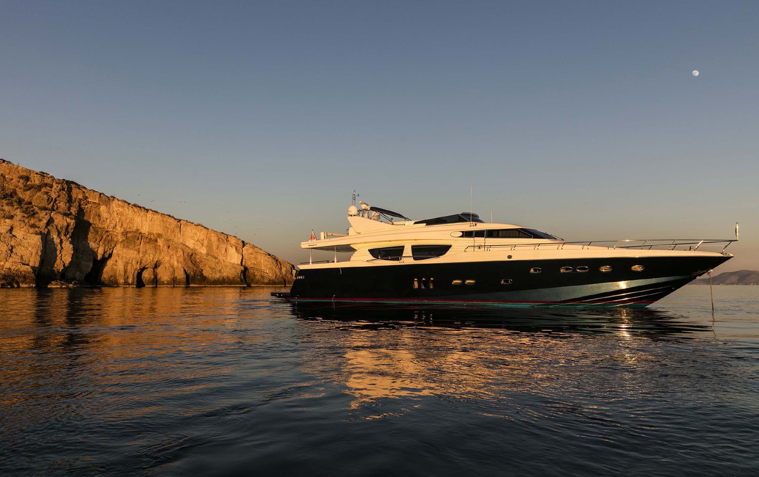[25m-Yacht-MYTHOS]-10119-125.jpg