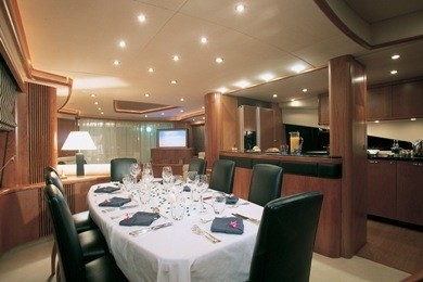 [25m-Yacht-SERENITY]-1603-93.jpg