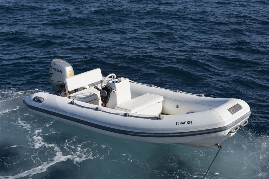 [27m-Yacht-DAY-OFF]-10192-213.jpg