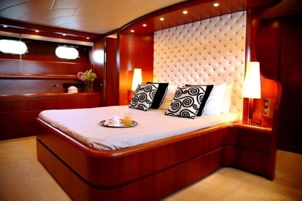 [27m-Yacht-INCLINATION-1]-1335-122.jpg