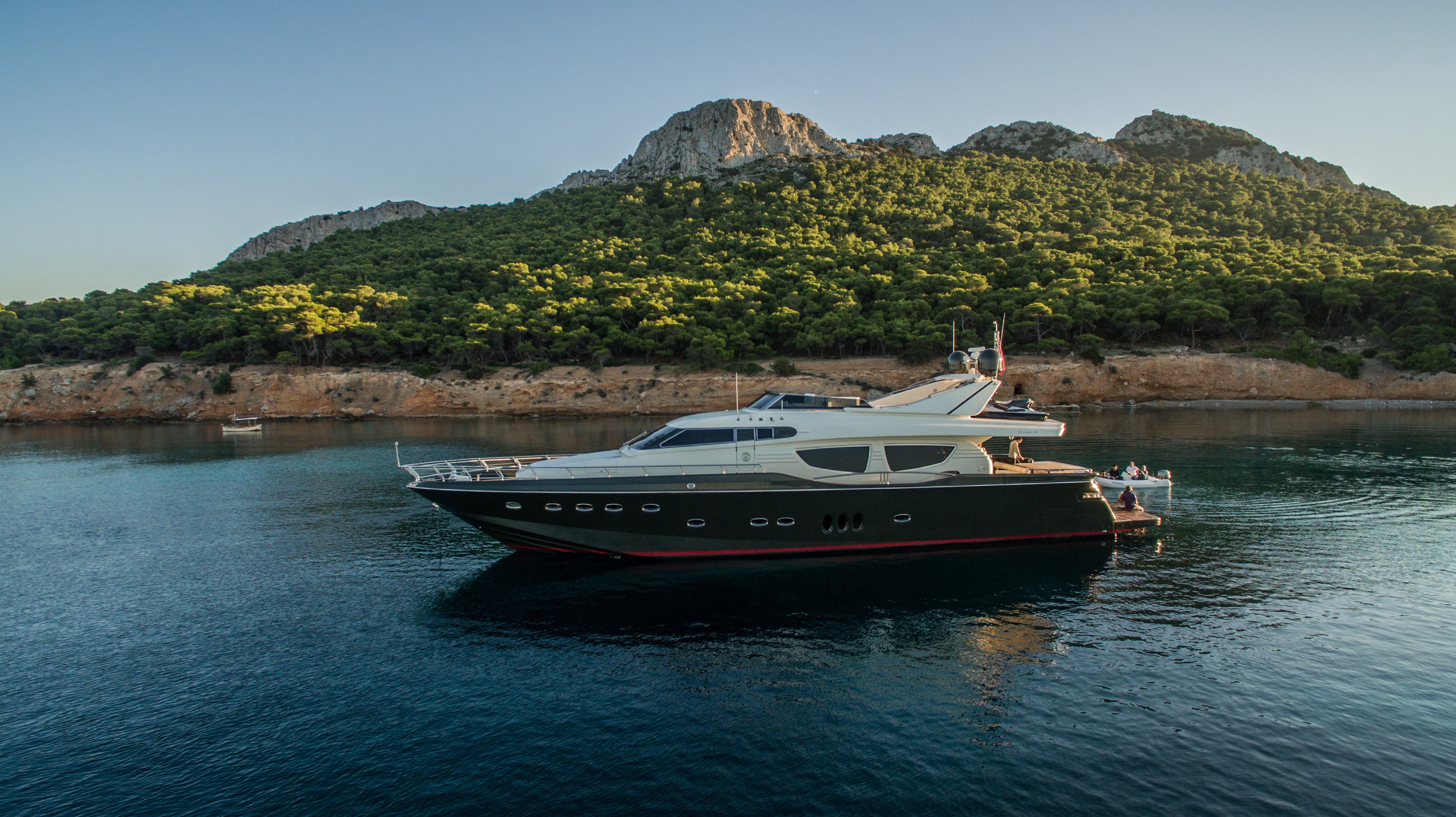 [27m-Yacht-TSOUVALI]-10120-18.jpg