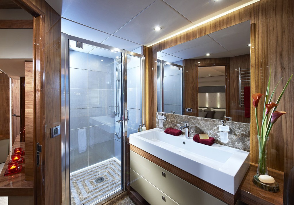 [28m-Yacht-AQUA-LIBRA]-10090-112.jpg