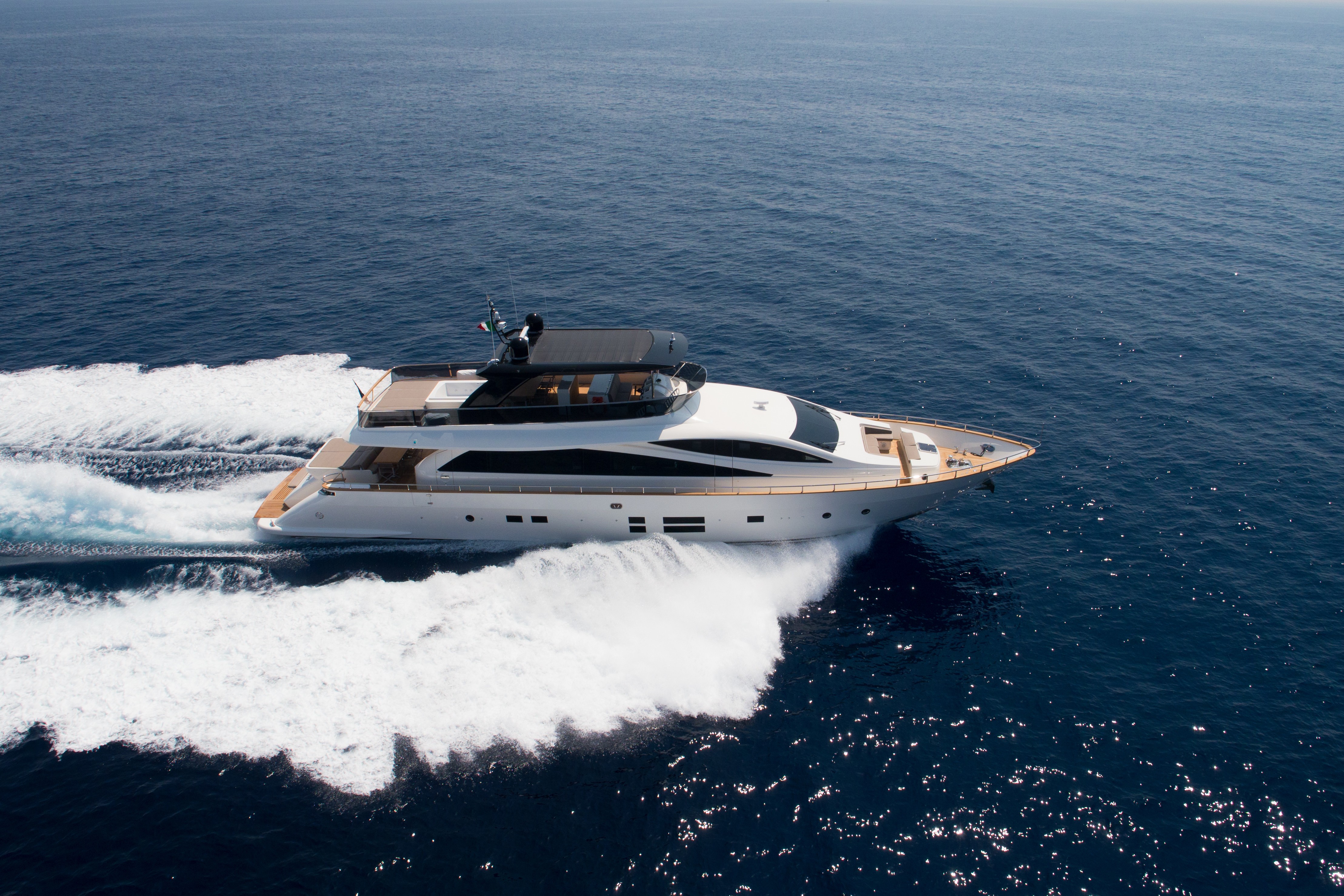 [28m-Yacht-BACCARAT]-10001-74.jpg