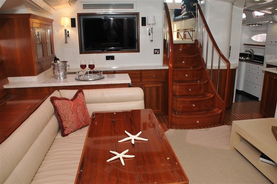 [28m-Yacht-FALCON]-1240-171.jpg