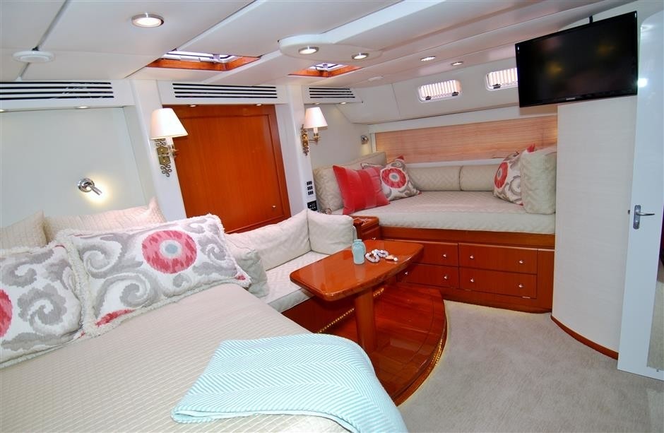 [28m-Yacht-FALCON]-1240-210.jpg