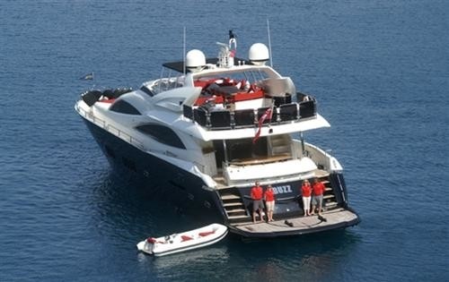 [28m-Yacht-LEADING-FEARLESSLY]-1700-161.jpg