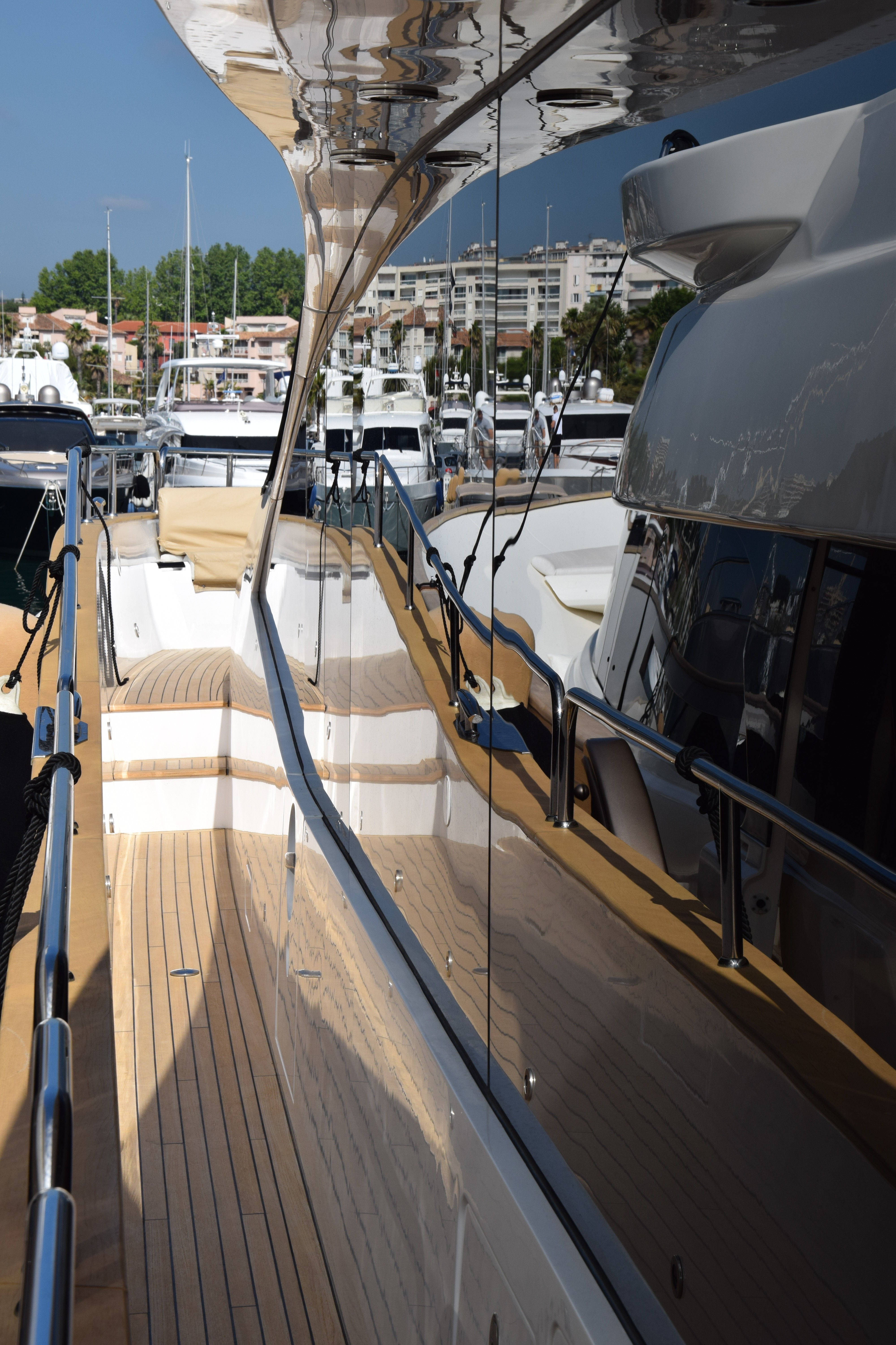 [28m-Yacht-RAY-III]-10294-155.jpg