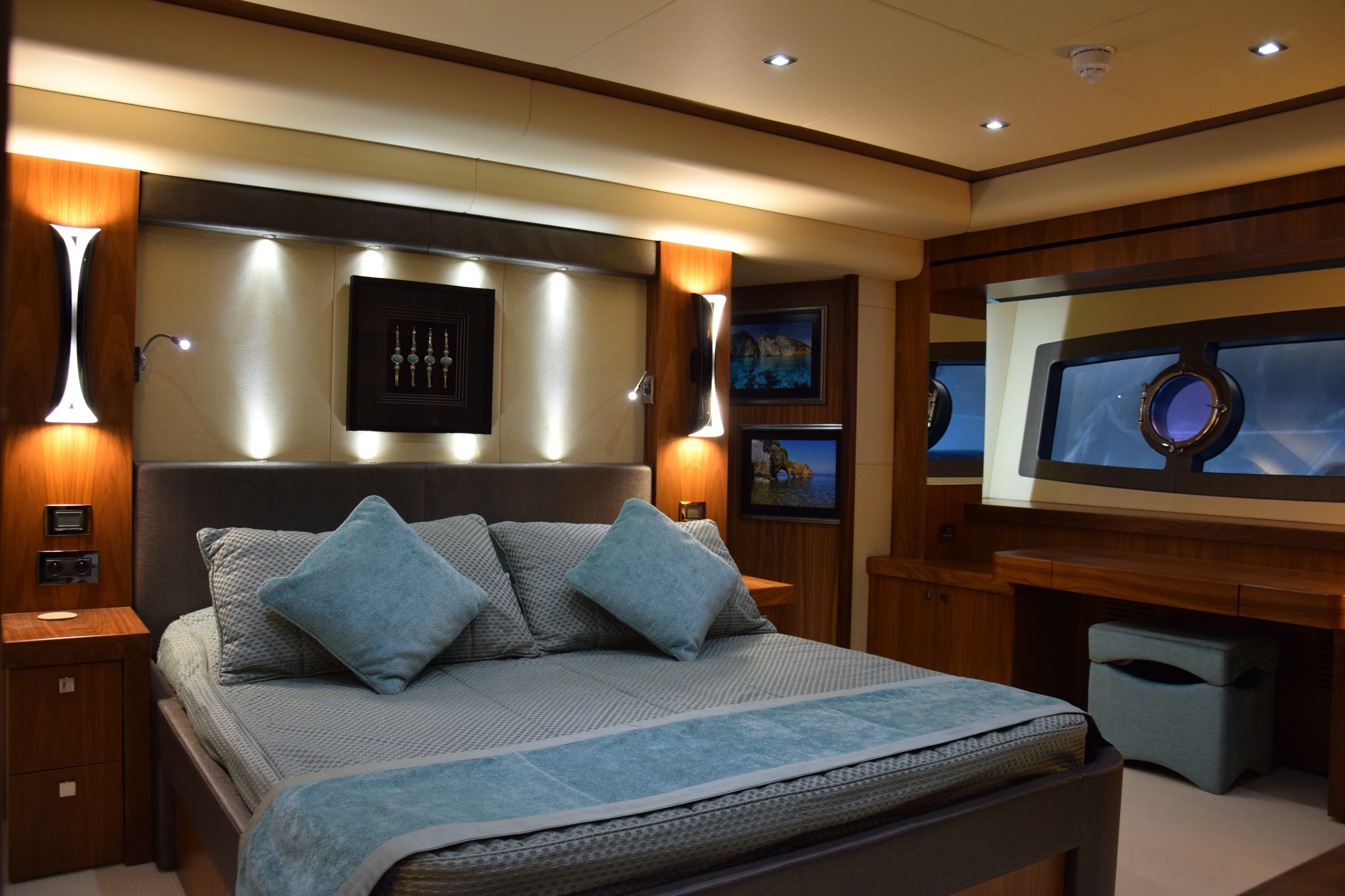 [28m-Yacht-RAY-III]-10294-162.jpg