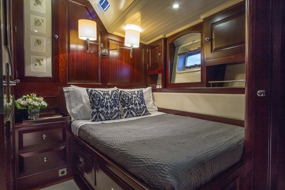 [28m-Yacht-SAVARONA]-10132-130.jpg