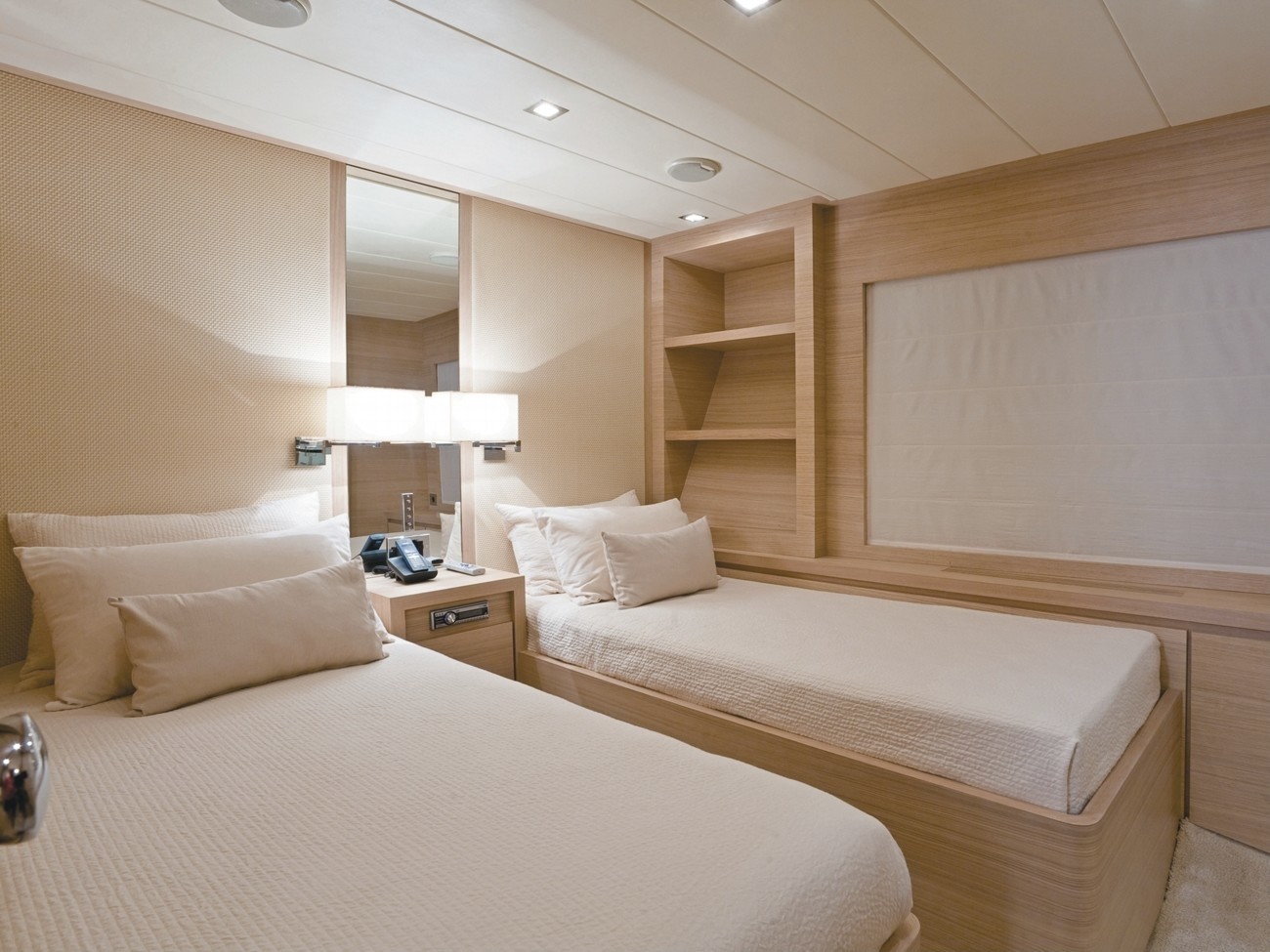 [30m-Yacht-HUMMINGBIRD]-1332-22.jpg