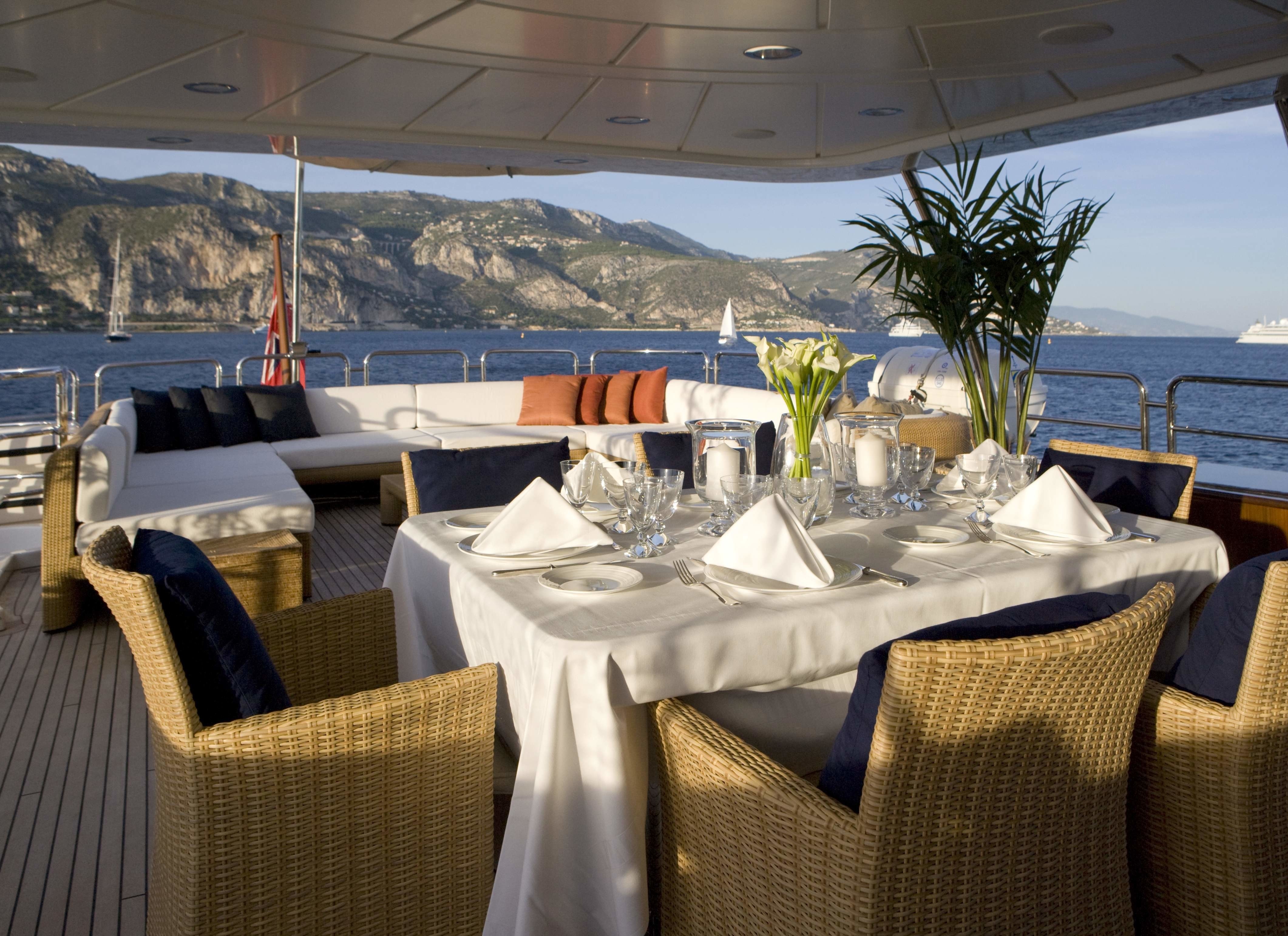 [30m-Yacht-JAZZ]-1678-85.jpg