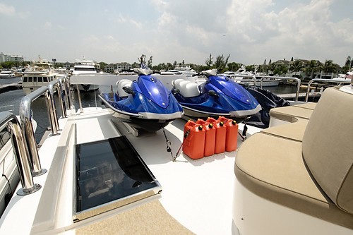 [30m-Yacht-LIMITLESS]-1130-152.jpg