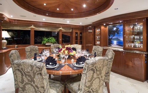 [30m-Yacht-LIMITLESS]-1130-16.jpg