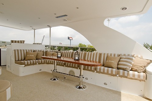 [30m-Yacht-LIMITLESS]-1130-72.jpg