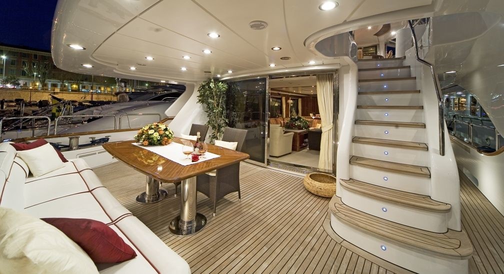 [30m-Yacht-NANOU]-1324-121.jpg