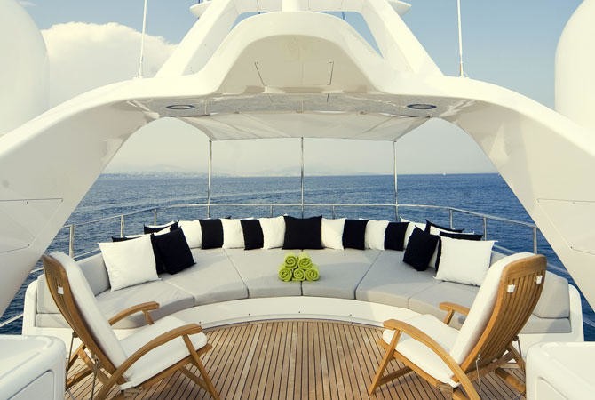 [30m-Yacht-SALU]-1757-100.jpg