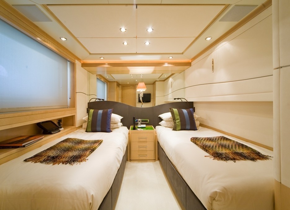 [30m-Yacht-SALU]-1757-110.jpg
