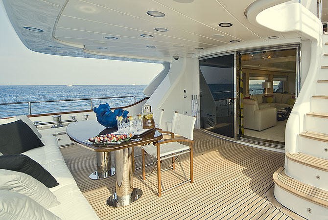 [30m-Yacht-SALU]-1757-130.jpg