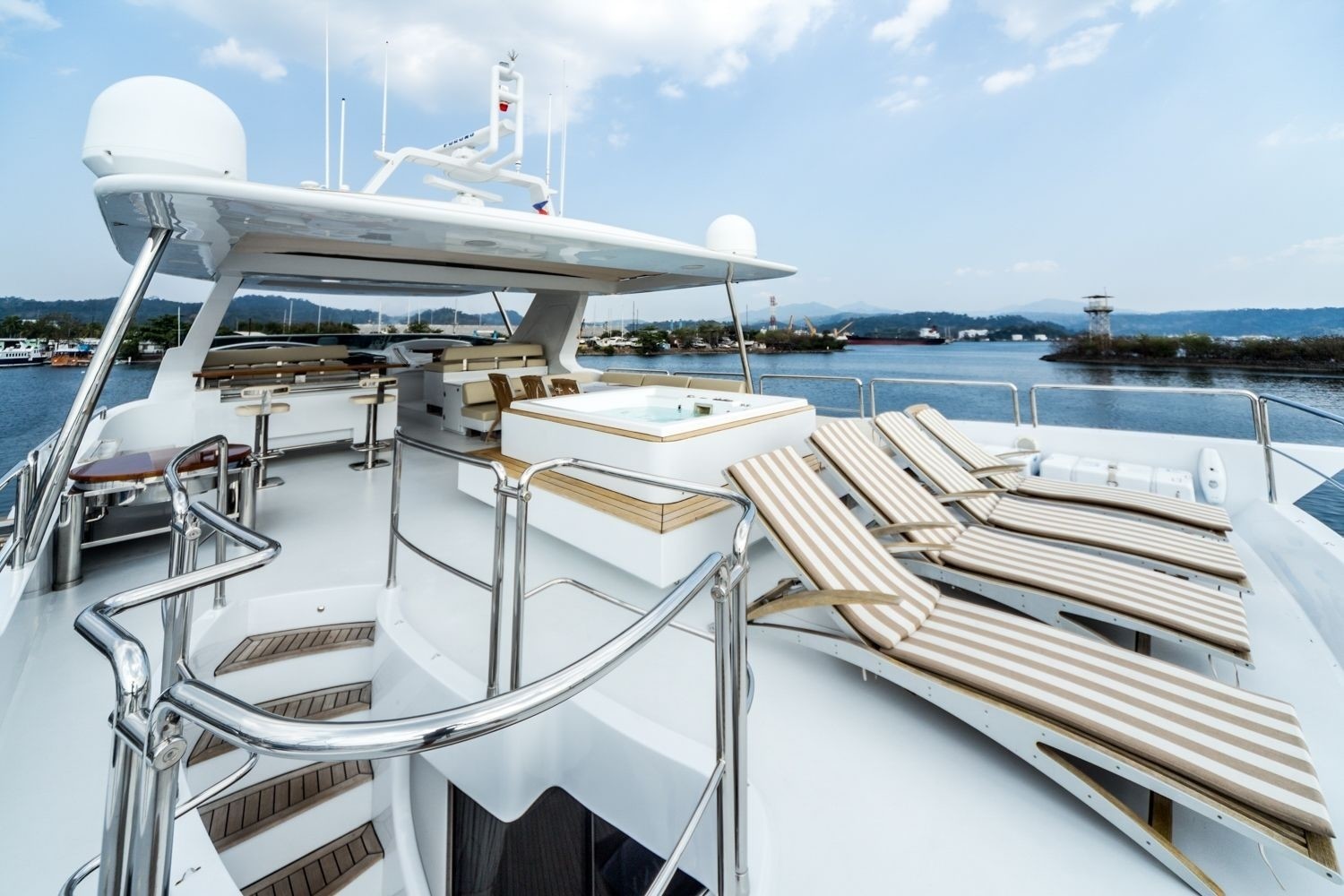 [32m-Yacht-ANTONIA-II]-10482-119.jpg