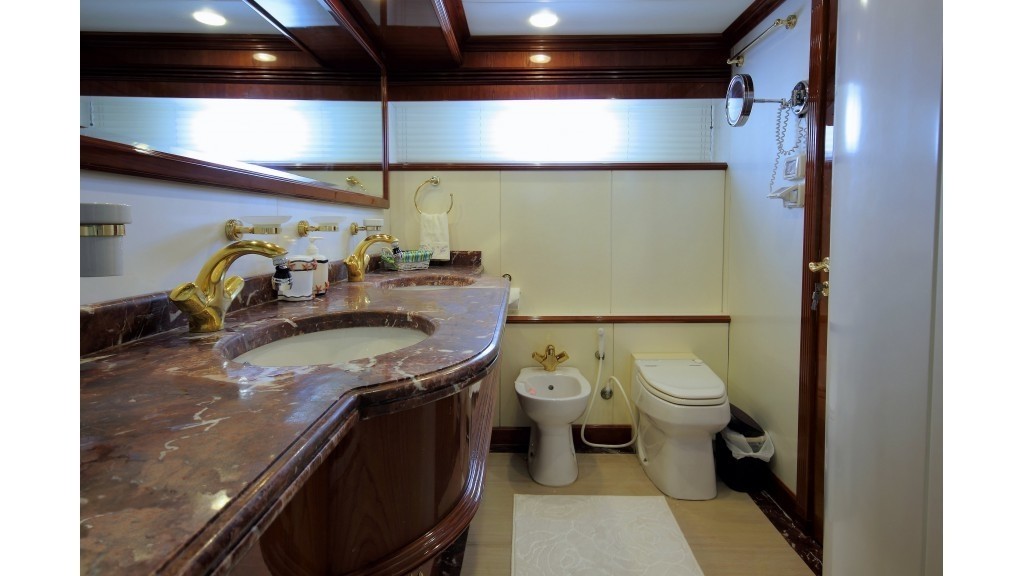 [32m-Yacht-DREAM-YACHT]-10019-215.jpg