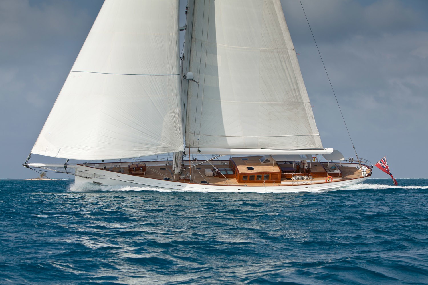[32m-Yacht-EMMALINE]-1373-171.jpg