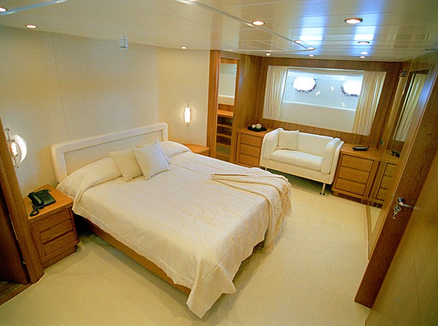 [32m-Yacht-LAYAZULA]-1199-167.jpg