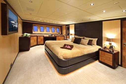 [32m-Yacht-SAMIRA]-1234-144.jpg