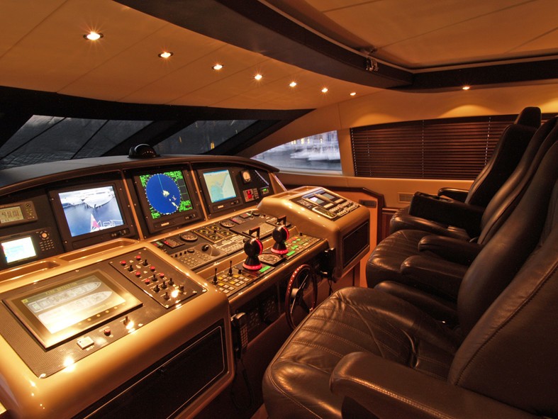 [32m-Yacht-SAMIRA]-1234-168.jpg