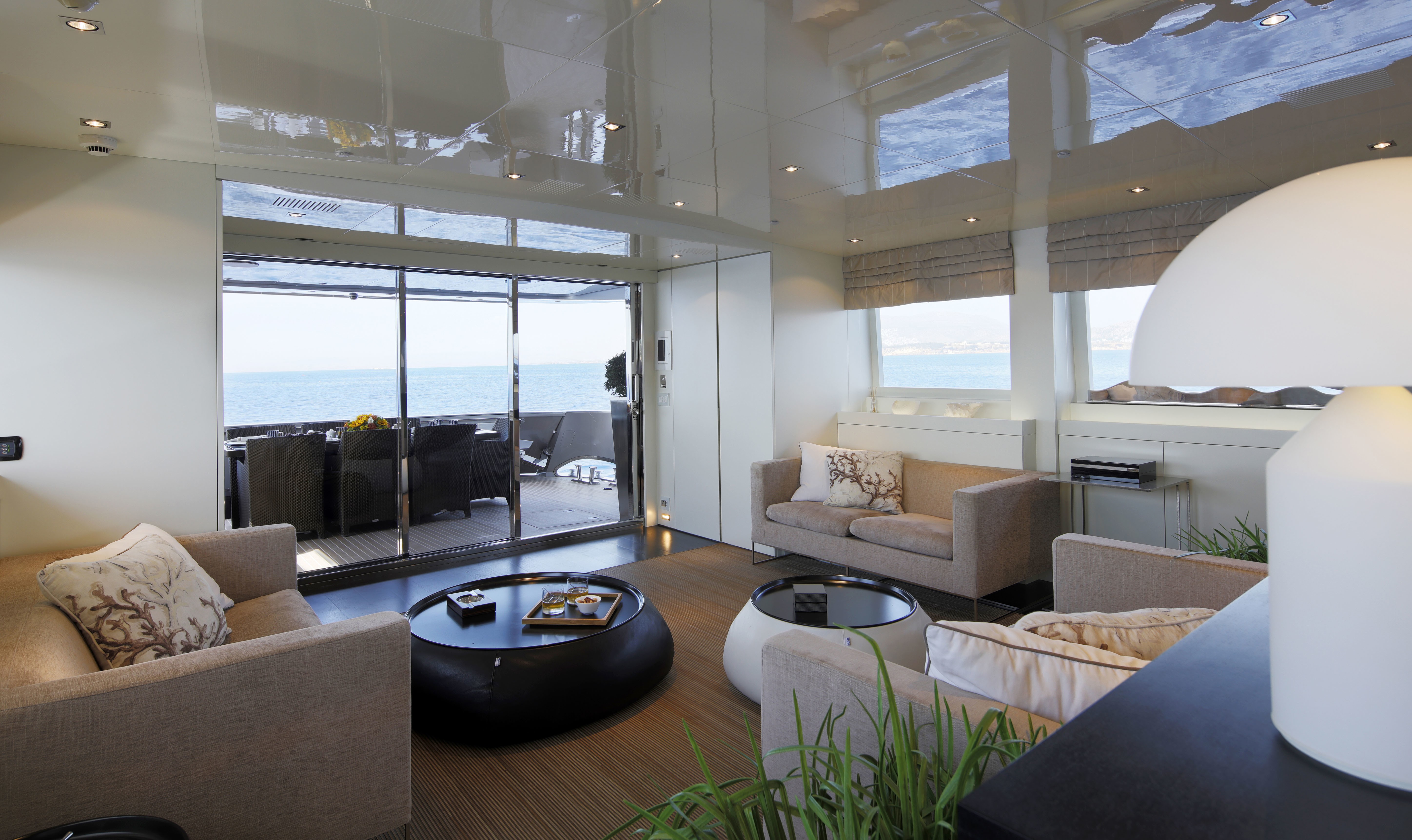 [33m-Yacht-LUMAR]-10196-26.jpg