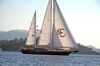 [33m-Yacht-SHANTI]-1760-97.jpg