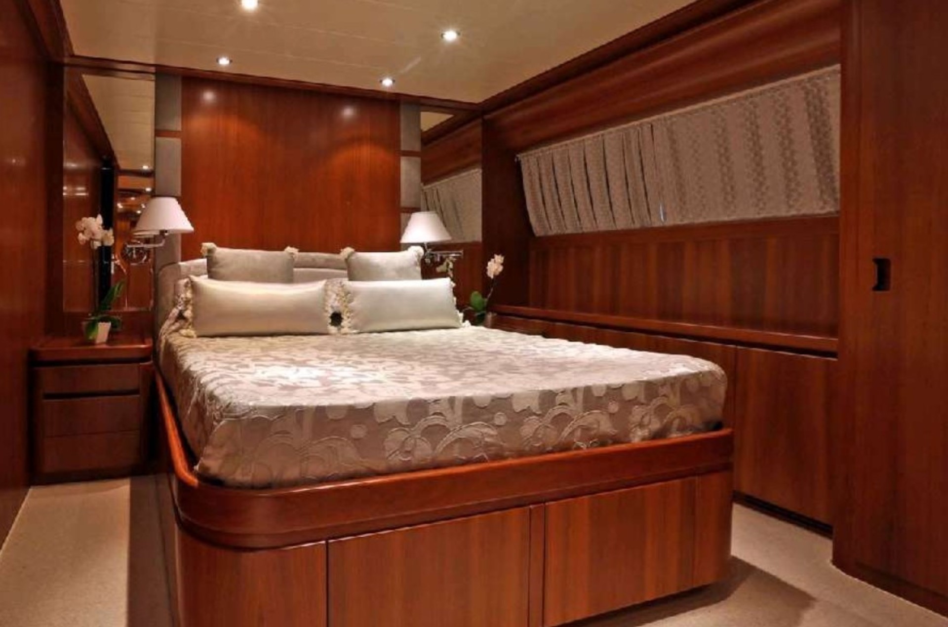 [34m-Yacht-SUMMER-DREAMS]-10203-114.jpg